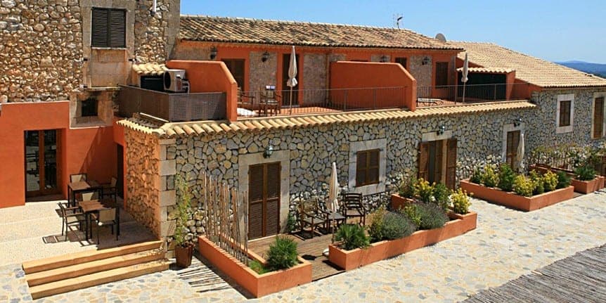 Terrasse des Petit Hotels Sant Salvador